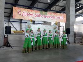 Professionalism, dedication to the cause, and pride in the enterprise: the Murashinsky Plywood Plant celebrated Forest Workers’ Day